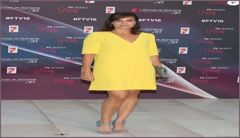 Julie De Bona Feet (5 photos) Sexy Feets